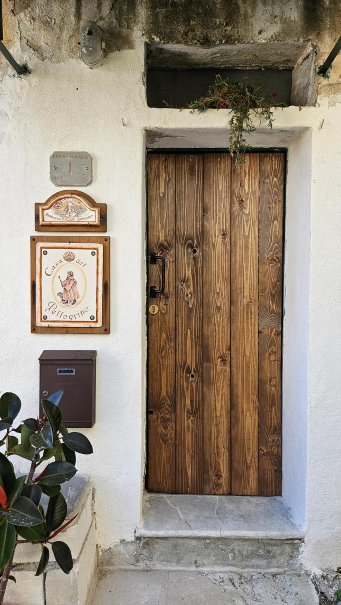 Appartamento Nel Borgo - Casa Del Pellegrino Sulla Via Francigena 奥拉 外观 照片